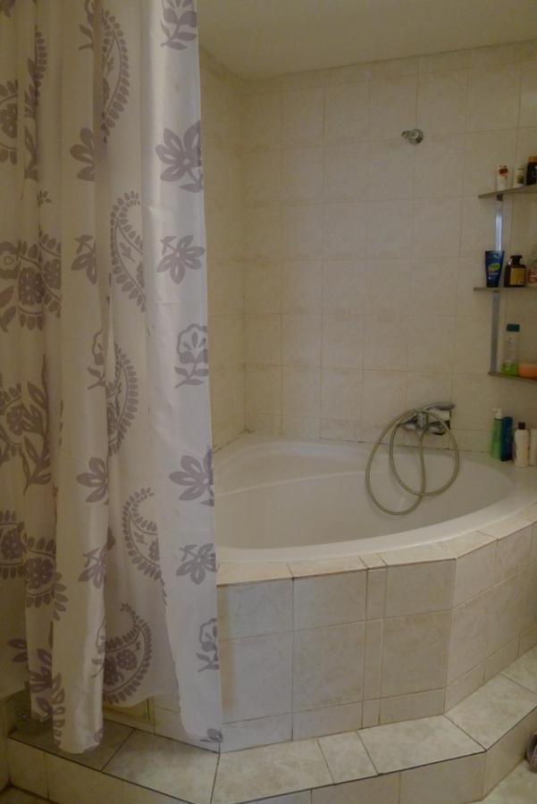 Cozy Modest Room For 2 Or 3 Persons Πράγα Εξωτερικό φωτογραφία